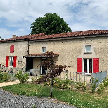 Le Marronnier Entre Les Buis Bed & Breakfast Bussière-Portevine Exterior foto