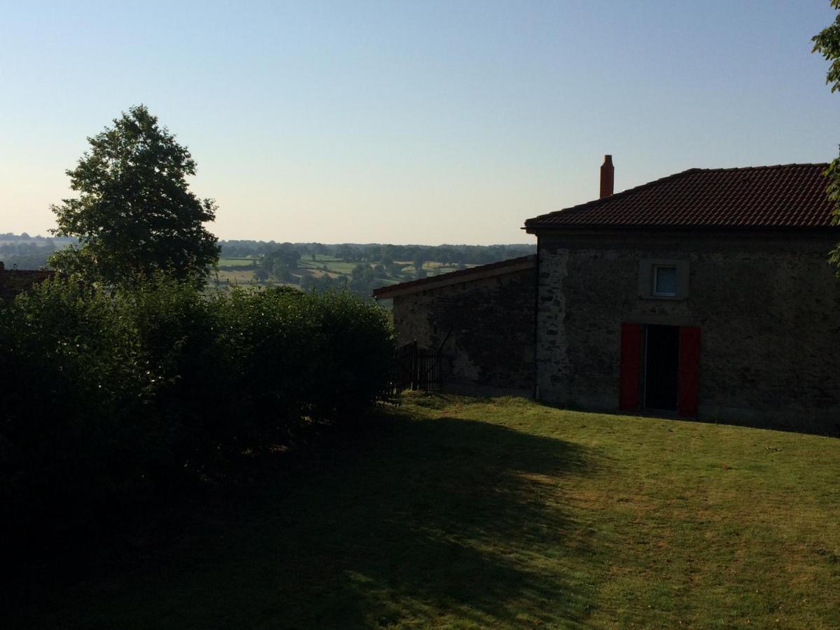 Le Marronnier Entre Les Buis Bed & Breakfast Bussière-Portevine Exterior foto